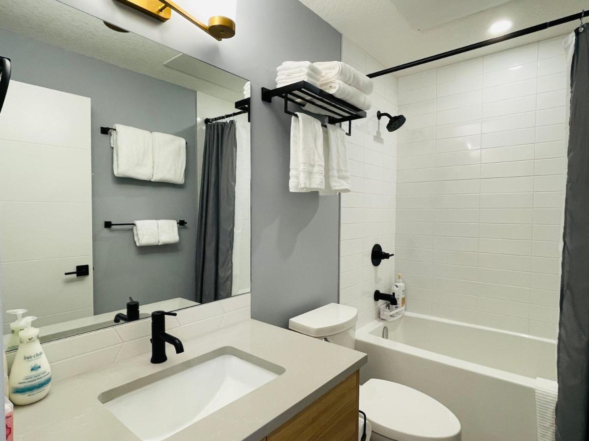 Joe'S Contemporary 2 King Bedrooms Vacation Home In แคนมอร์ ภายนอก รูปภาพ