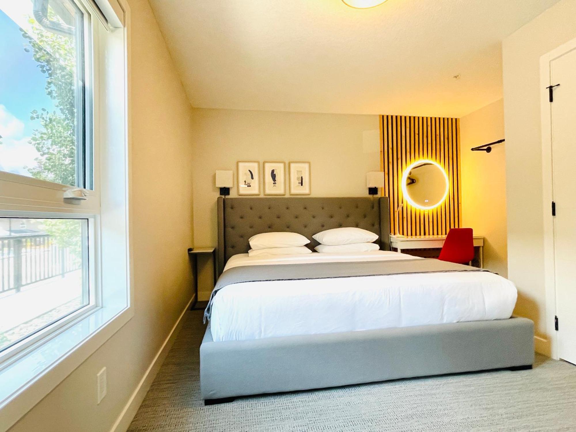 Joe'S Contemporary 2 King Bedrooms Vacation Home In แคนมอร์ ภายนอก รูปภาพ